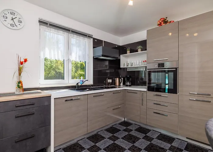 Solterra בית נופש Grižane