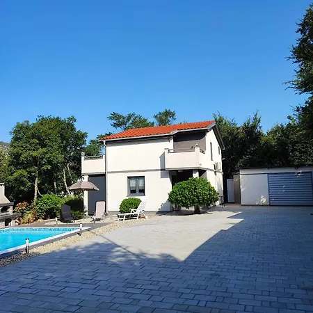 Holiday home Solterra Grizane-Belgrad